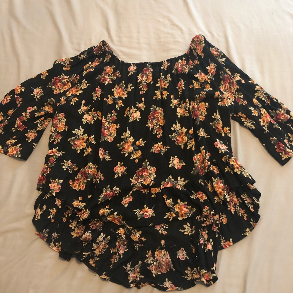 Beautiful Flowy Floral Top